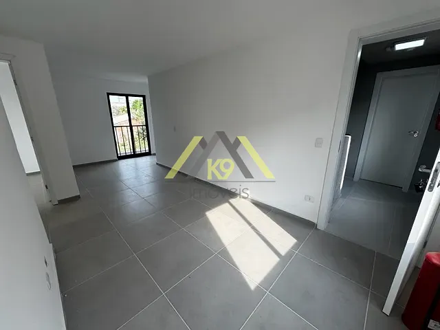 Cobertura / Penthouse com 90m² 3 quartos e 1 banheiro, à venda, no bairro Paloma em Colombo