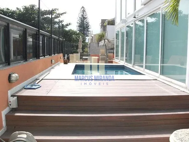 Cobertura / Penthouse com 400m² 4 quartos e 4 banheiros, à venda, no bairro Barra da Tijuca em Rio de Janeiro