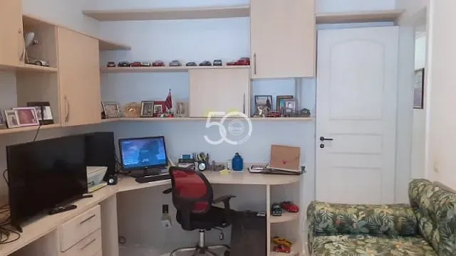 Cobertura, 3 quartos, 218 m² - Foto 14