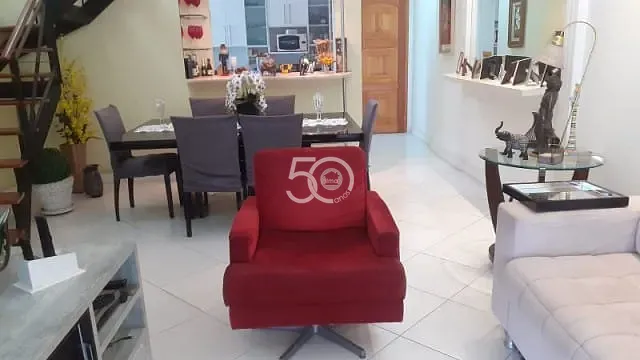 Cobertura, 3 quartos, 218 m² - Foto 1