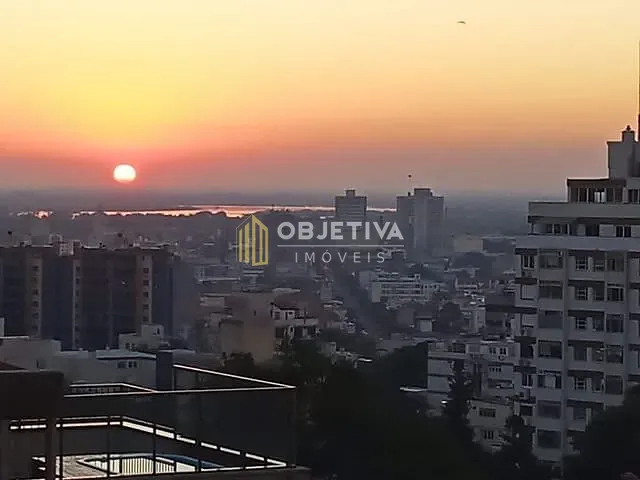 Cobertura / Penthouse 3 quartos e 4 banheiros, à venda, no bairro São João em Porto Alegre