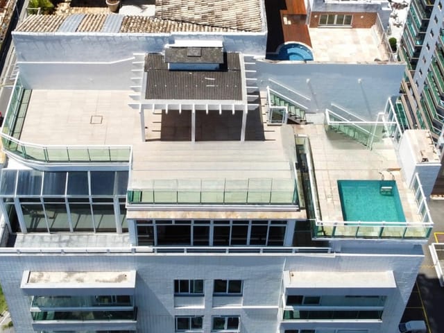Cobertura / Penthouse com 369m² 4 quartos e 5 banheiros, à venda, no bairro Barra da Tijuca em Rio de Janeiro