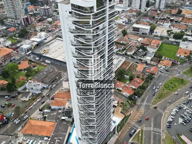 Cobertura / Penthouse com 453m² 3 quartos e 4 banheiros, à venda, no bairro Oficinas em Ponta Grossa