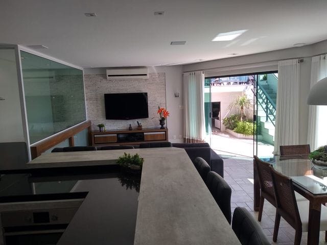 Cobertura / Penthouse com 330m² 3 quartos e 4 banheiros, à venda, no bairro Fazenda em Itajaí