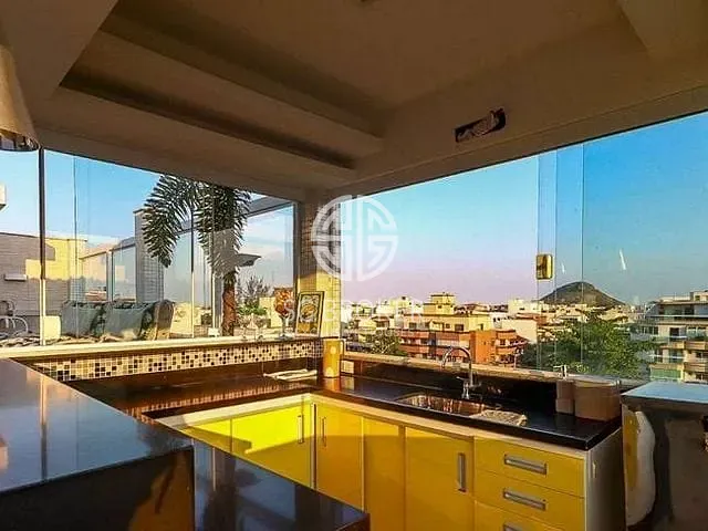 Cobertura / Penthouse com 360m² 5 quartos e 7 banheiros, à venda, no bairro Recreio dos Bandeirantes em Rio de Janeiro