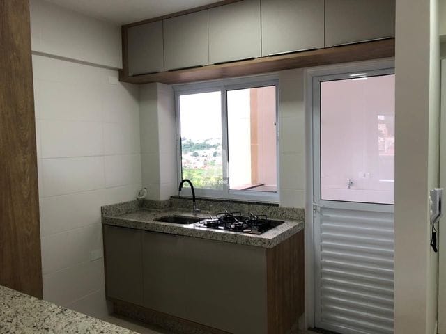 Cobertura / Penthouse com 160m² 3 quartos e 2 banheiros, à venda, no bairro Jardim Cerro Azul em Maringá