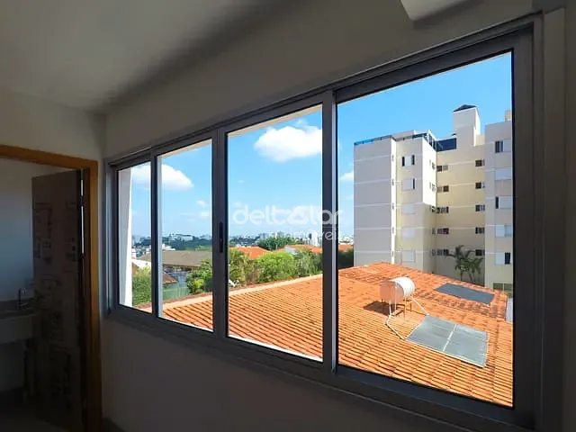Cobertura / Penthouse com 270m² 4 quartos e 3 banheiros, à venda, no bairro Itapoã em Belo Horizonte