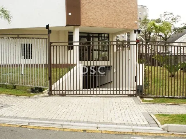 Cobertura / Penthouse 3 quartos e 3 banheiros, à venda, no bairro Cristo Rei em Curitiba