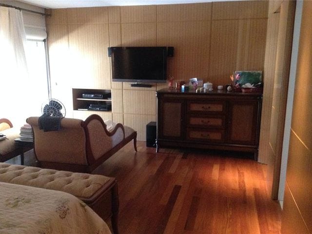 Cobertura / Penthouse com 360m² 4 quartos e 5 banheiros, à venda, no bairro Vila Gomes Cardim em São Paulo