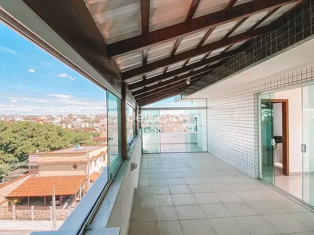 Cobertura / Penthouse com 173m² 4 quartos e 1 banheiro, à venda, no bairro Planalto em Belo Horizonte