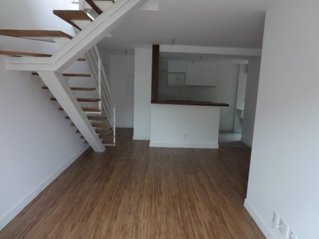 Cobertura / Penthouse 2 quartos e 1 banheiro, à venda, no bairro Corrêas em Petrópolis