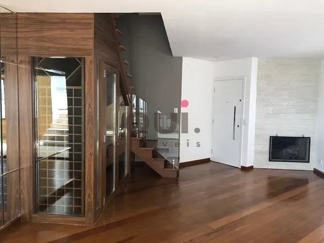 Cobertura / Penthouse 3 quartos e 5 banheiros, à venda, no bairro Moema em São Paulo
