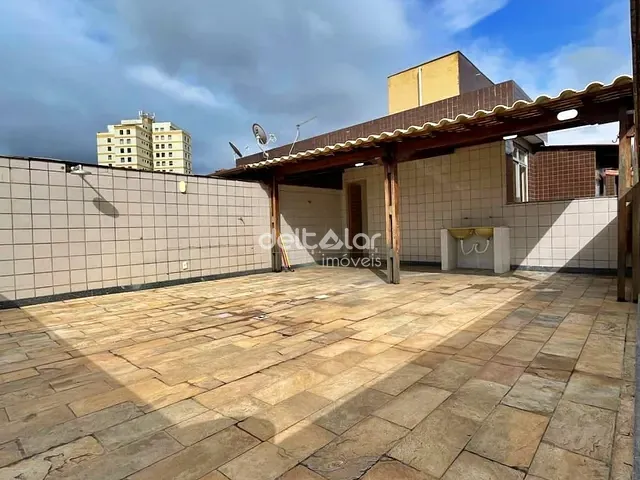 Cobertura / Penthouse com 140m² 4 quartos e 3 banheiros, à venda, no bairro Prado em Belo Horizonte