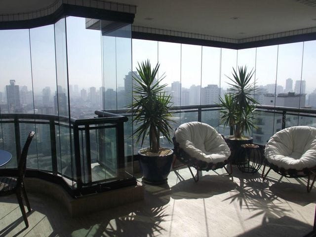 Cobertura / Penthouse com 330m² 4 quartos e 3 banheiros, à venda, no bairro Vila Regente Feijó em São Paulo