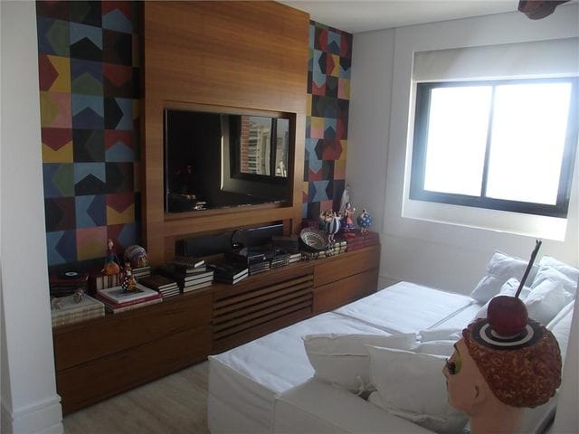 Cobertura / Penthouse com 330m² 4 quartos e 3 banheiros, à venda, no bairro Vila Regente Feijó em São Paulo