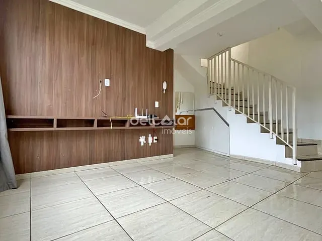 Cobertura / Penthouse com 120m² 2 quartos e 1 banheiro, à venda, no bairro São Cosme de Cima (São Benedito) em Santa Luzia