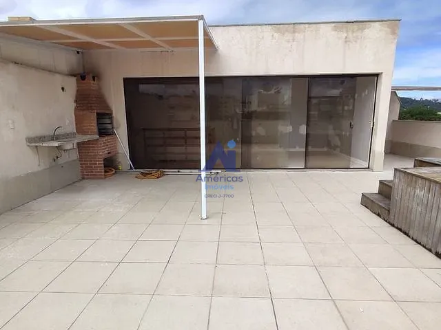 Cobertura / Penthouse com 170m² 3 quartos e 2 banheiros, para alugar, no bairro Anil em Rio de Janeiro