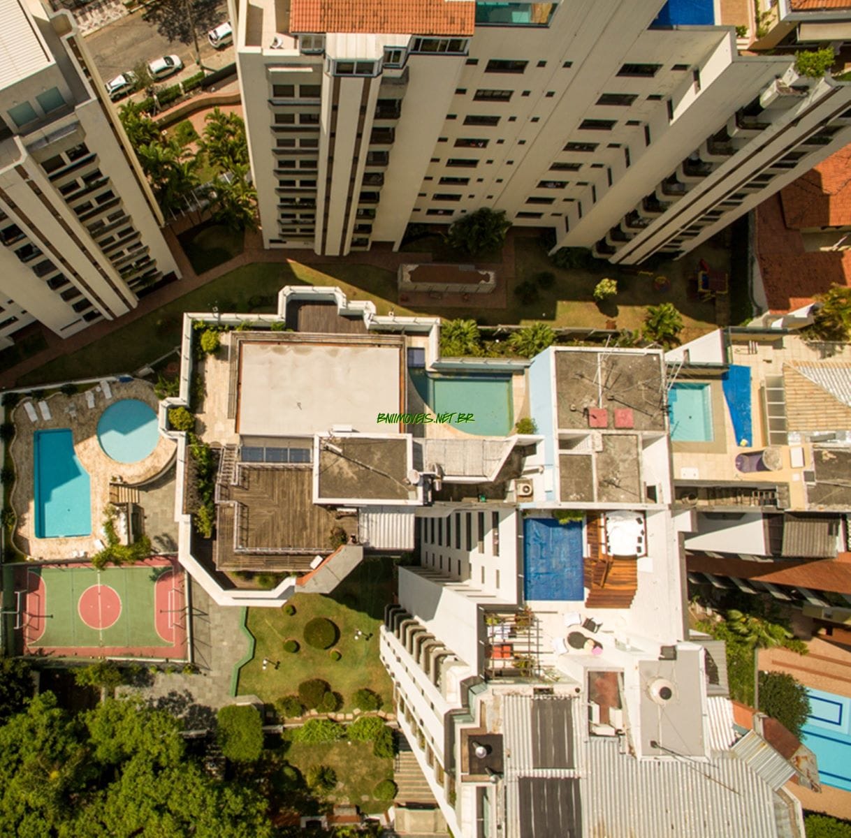 Cobertura à venda e aluguel com 4 quartos, 400m² - Foto 22