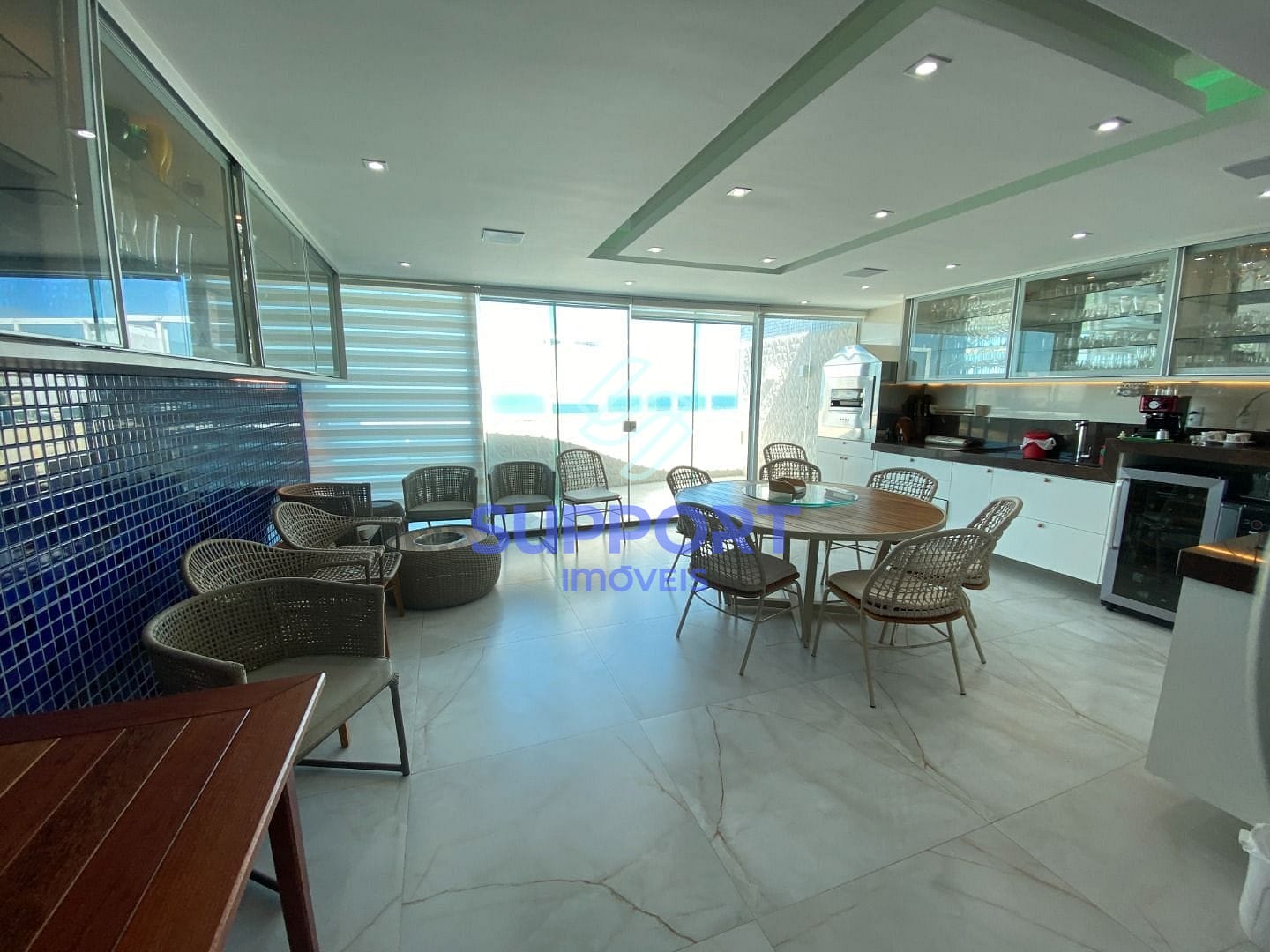 Cobertura à venda com 4 quartos, 242m² - Foto 14