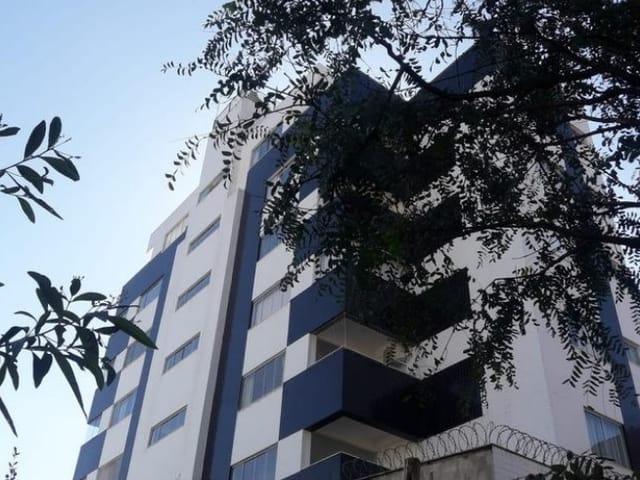 Cobertura / Penthouse com 150m² 4 quartos e 3 banheiros, à venda, no bairro Cabral em Contagem