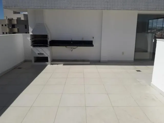 Cobertura / Penthouse com 150m² 4 quartos e 3 banheiros, à venda, no bairro Cabral em Contagem