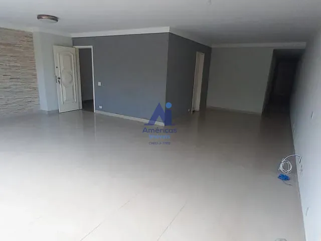Cobertura / Penthouse com 330m² 3 quartos e 3 banheiros, à venda, no bairro Recreio dos Bandeirantes em Rio de Janeiro