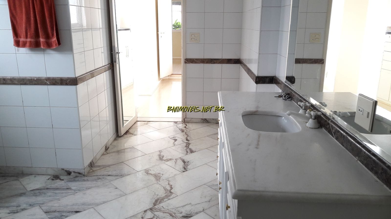 Cobertura para alugar com 4 quartos, 230m² - Foto 25