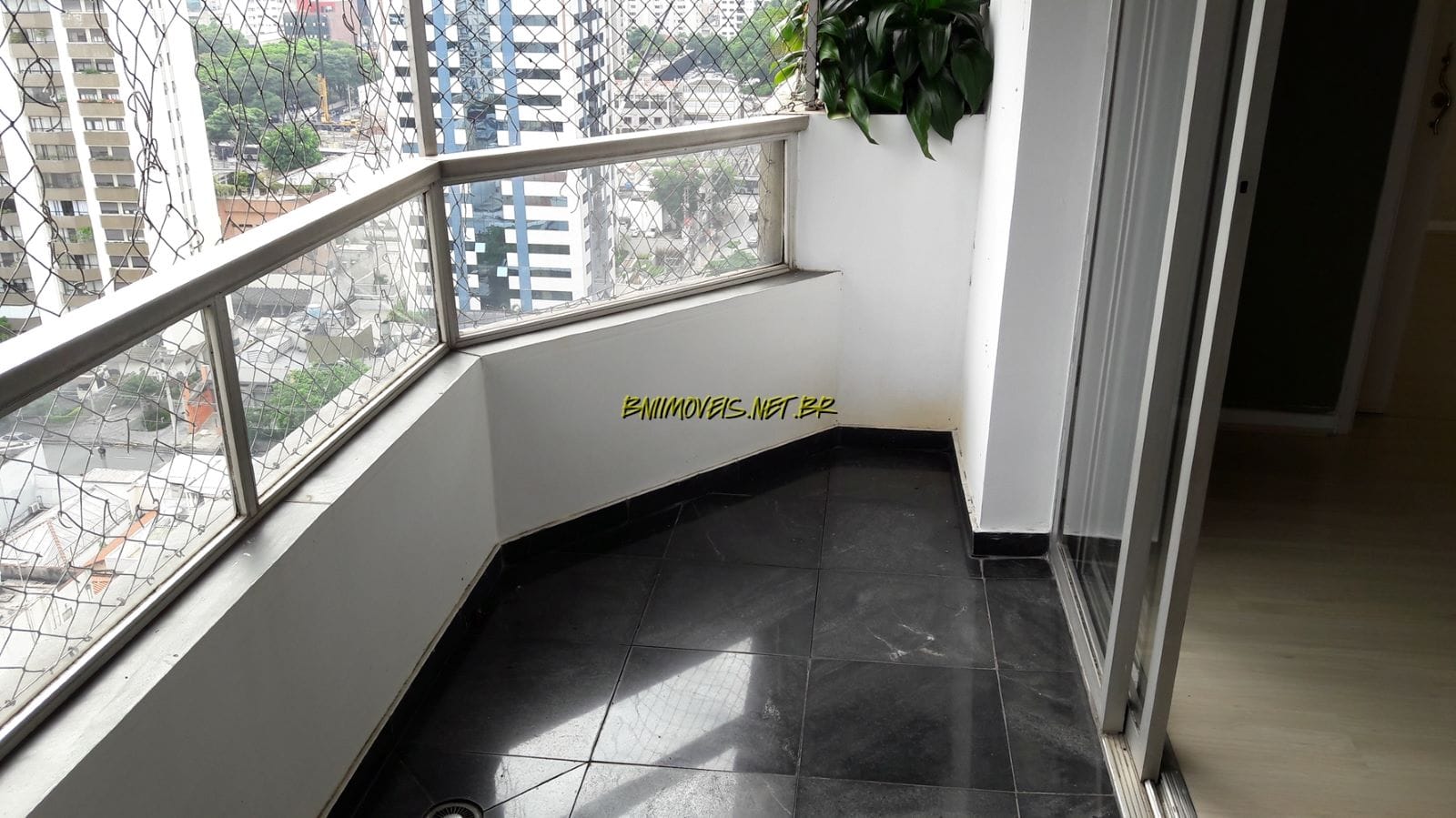 Cobertura para alugar com 4 quartos, 230m² - Foto 9
