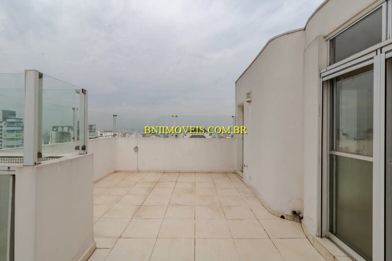 Cobertura à venda com 2 quartos, 136m² - Foto 4