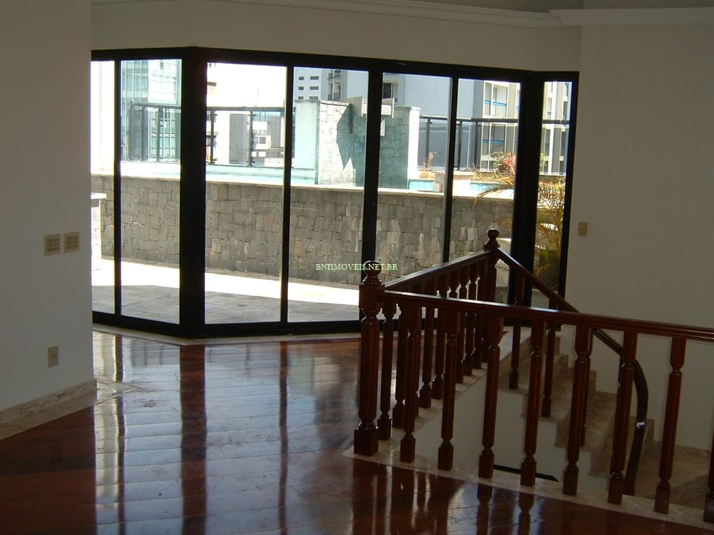 Cobertura à venda com 4 quartos, 295m² - Foto 2