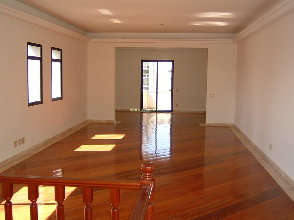 Cobertura à venda com 4 quartos, 295m² - Foto 4