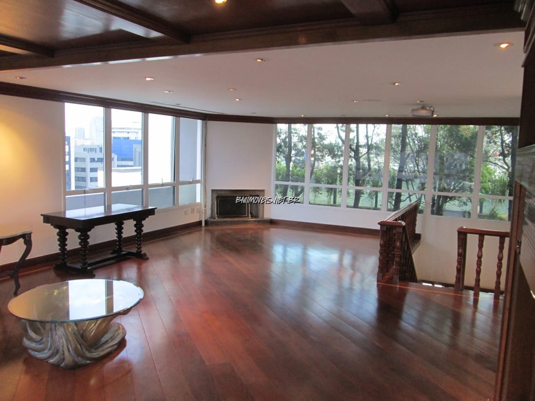 Cobertura à venda com 4 quartos, 495m² - Foto 1
