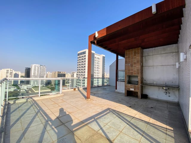 Foto do Cobertura / Penthouse - Cobertura na Barra Funda com 1 quarto, 1 vaga de garagem, churrasqueira e ofurô na área externa, pronto pra morar no 18°andar. | Vista Livre