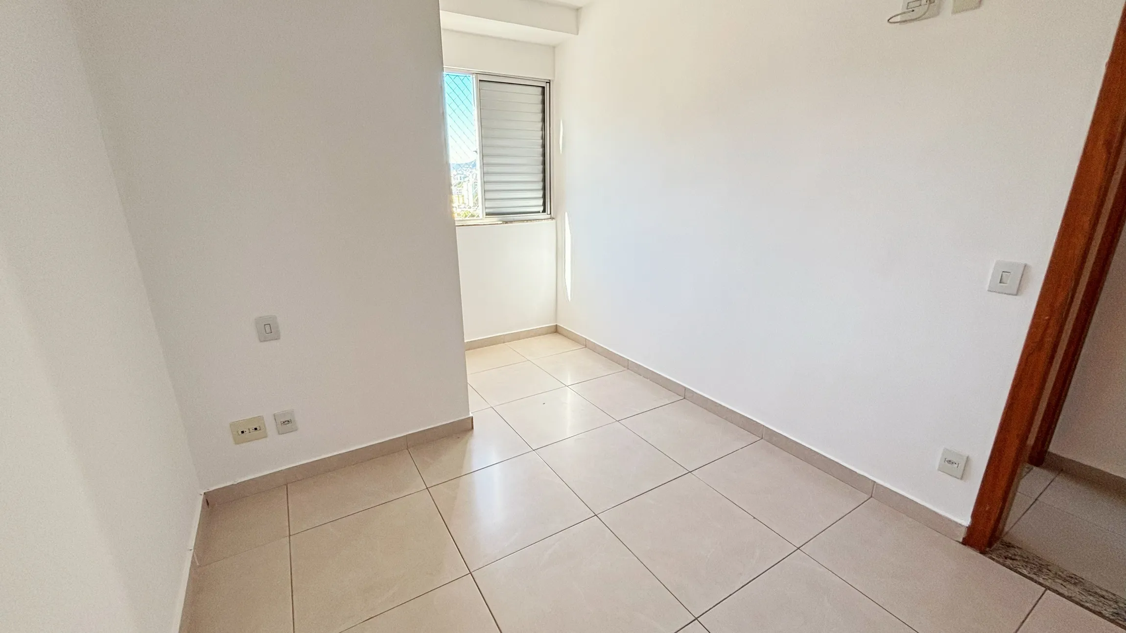 Cobertura para alugar com 3 quartos, suíte e 2 vagas no Bairro Padre Eustáquio em Belo Horizonte/MG