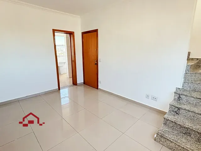 Cobertura / Penthouse com 115m² 3 quartos e 2 banheiros, para alugar, no bairro Padre Eustáquio em Belo Horizonte