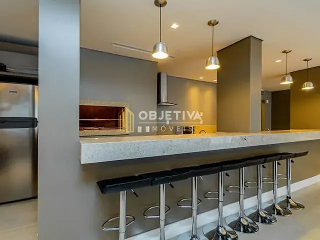 Cobertura / Penthouse 3 quartos e 2 banheiros, à venda, no bairro Menino Deus em Porto Alegre