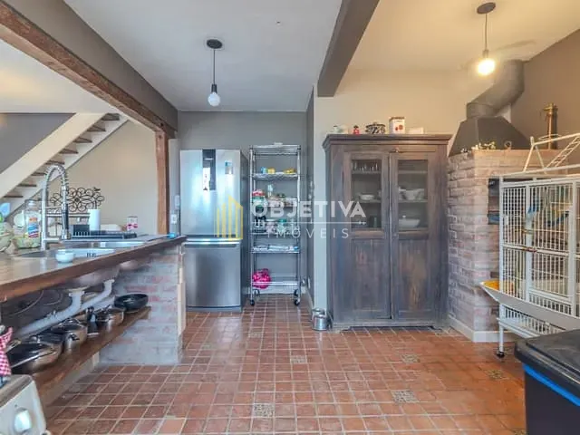 Cobertura / Penthouse 1 quarto e 3 banheiros, à venda, no bairro Moinhos de Vento em Porto Alegre