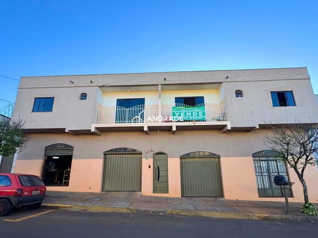 Conjunto comercial com 600m², à venda, no bairro Vila Nova em Apucarana