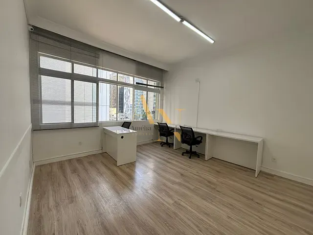 Conjunto comercial à venda, no bairro Bela Vista em São Paulo