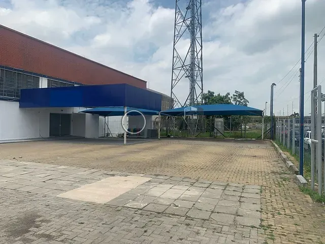 Conjunto comercial com 780m², para alugar, no bairro Vila Amorim em Suzano