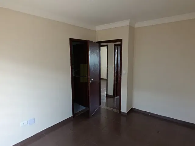 Conjunto comercial com 414m², à venda, no bairro Vila Nova em Apucarana