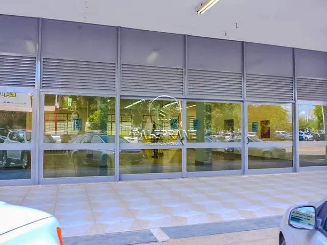 Conjunto comercial com 1893m², à venda ou para alugar, no bairro Asa Sul em Brasília