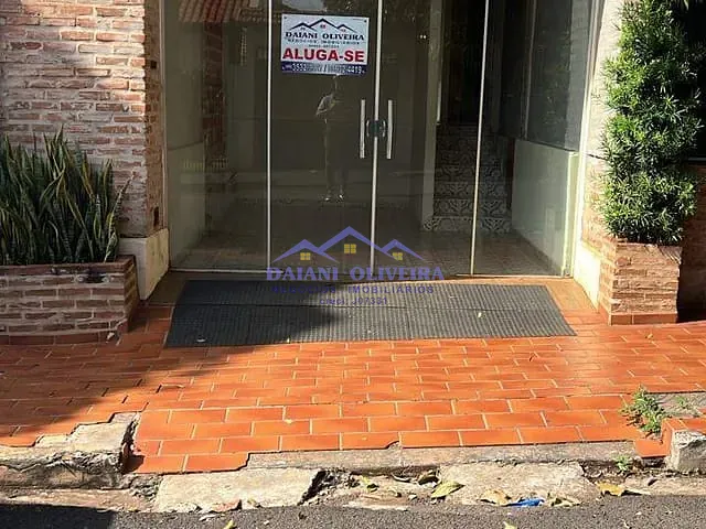 Conjunto comercial para alugar, no bairro CENTRO em Cambará