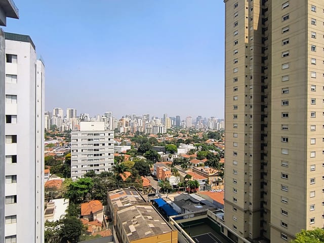 Conjunto comercial com 104m², à venda ou para alugar, no bairro Vila Olímpia em São Paulo