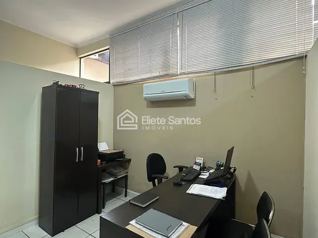 Conjunto comercial com 333m², à venda, no bairro Santa Cruz em Americana