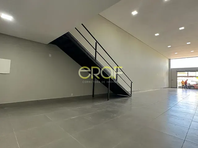 Andar corporativo com 188m², para alugar, no bairro Centro em Formosa