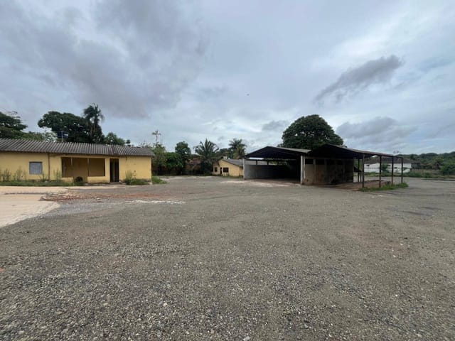 Conjunto comercial com 5923m², para alugar, no bairro Jardim Novo Mundo em Goiânia