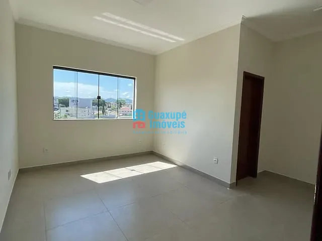 Conjunto comercial para alugar, no bairro Centro em Guaxupé