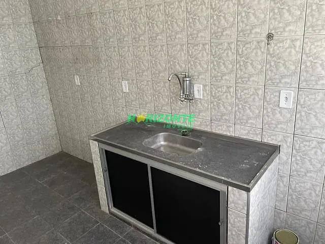 Casa com 243m², à venda, no bairro Pedregulho em Guaratinguetá
