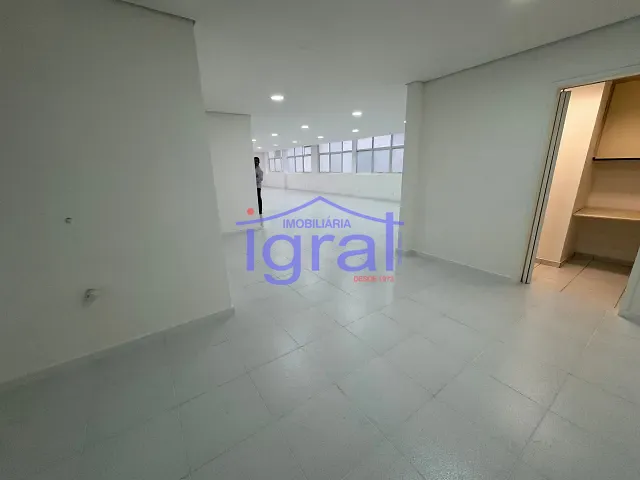 Conjunto comercial à venda ou para alugar, no bairro Bela Vista em São Paulo